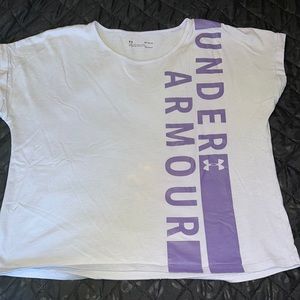 Light purple under Armour crop top